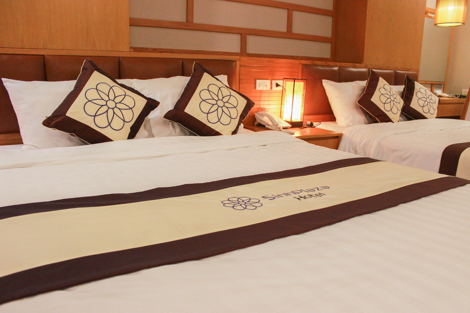 Sinh Plaza Hotell Hanoi Exteriör bild