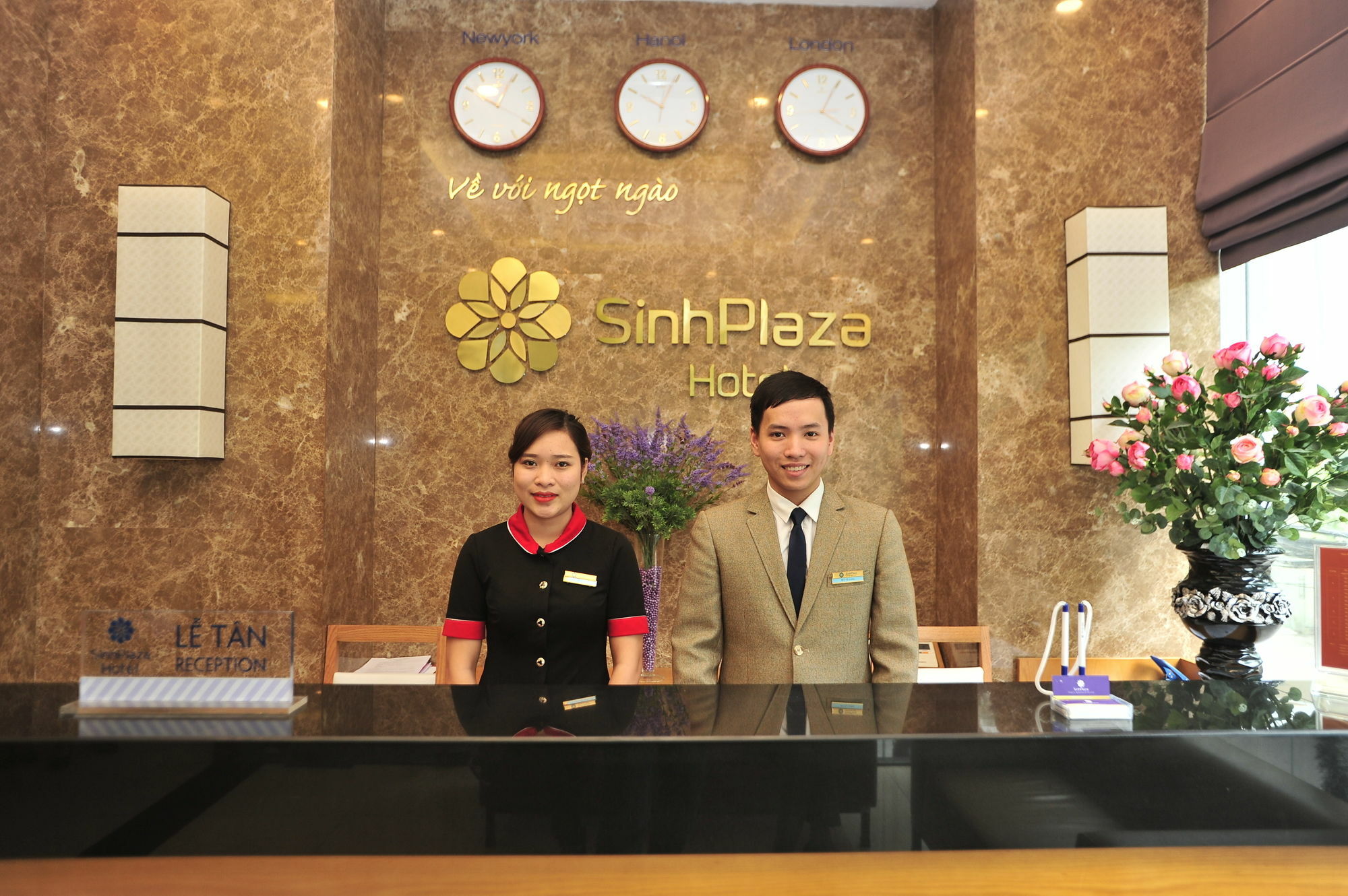 Sinh Plaza Hotell Hanoi Exteriör bild