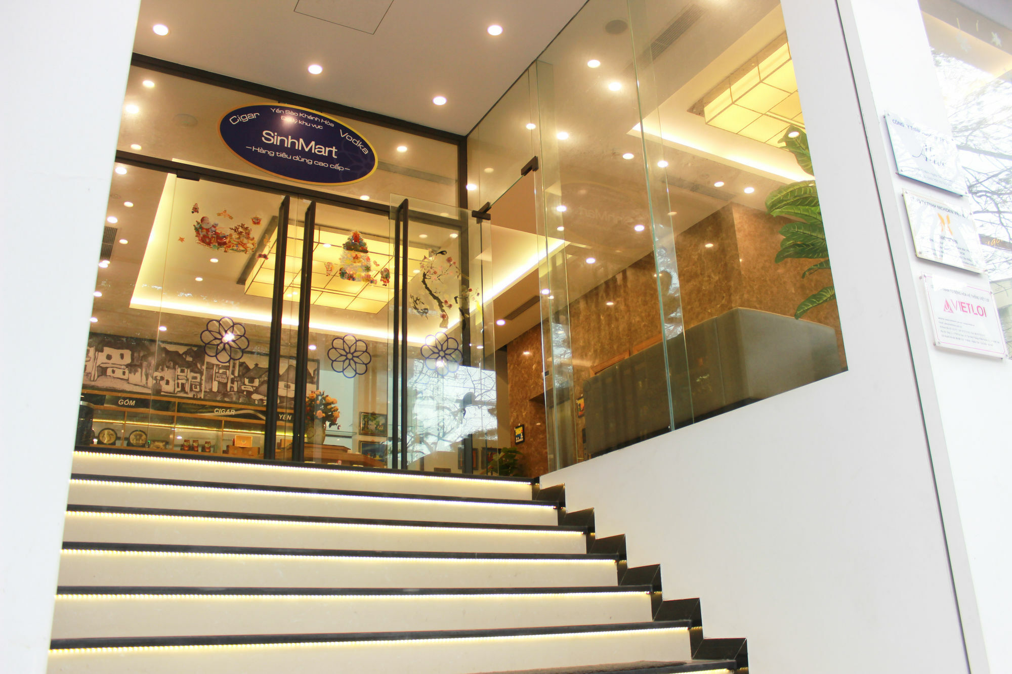 Sinh Plaza Hotell Hanoi Exteriör bild